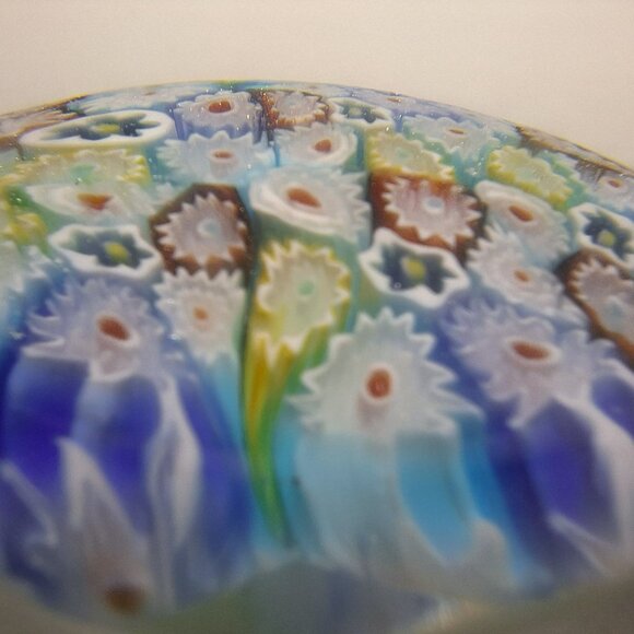 Millefiori Art Glass Paperweight Small 2 Inch Rainbow Colorful Flower Scalloped - Picture 7 of 9